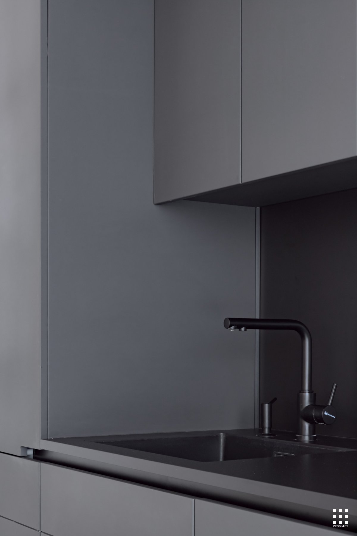 Дизайн квартиры GREEN от «ZROBIM architects»