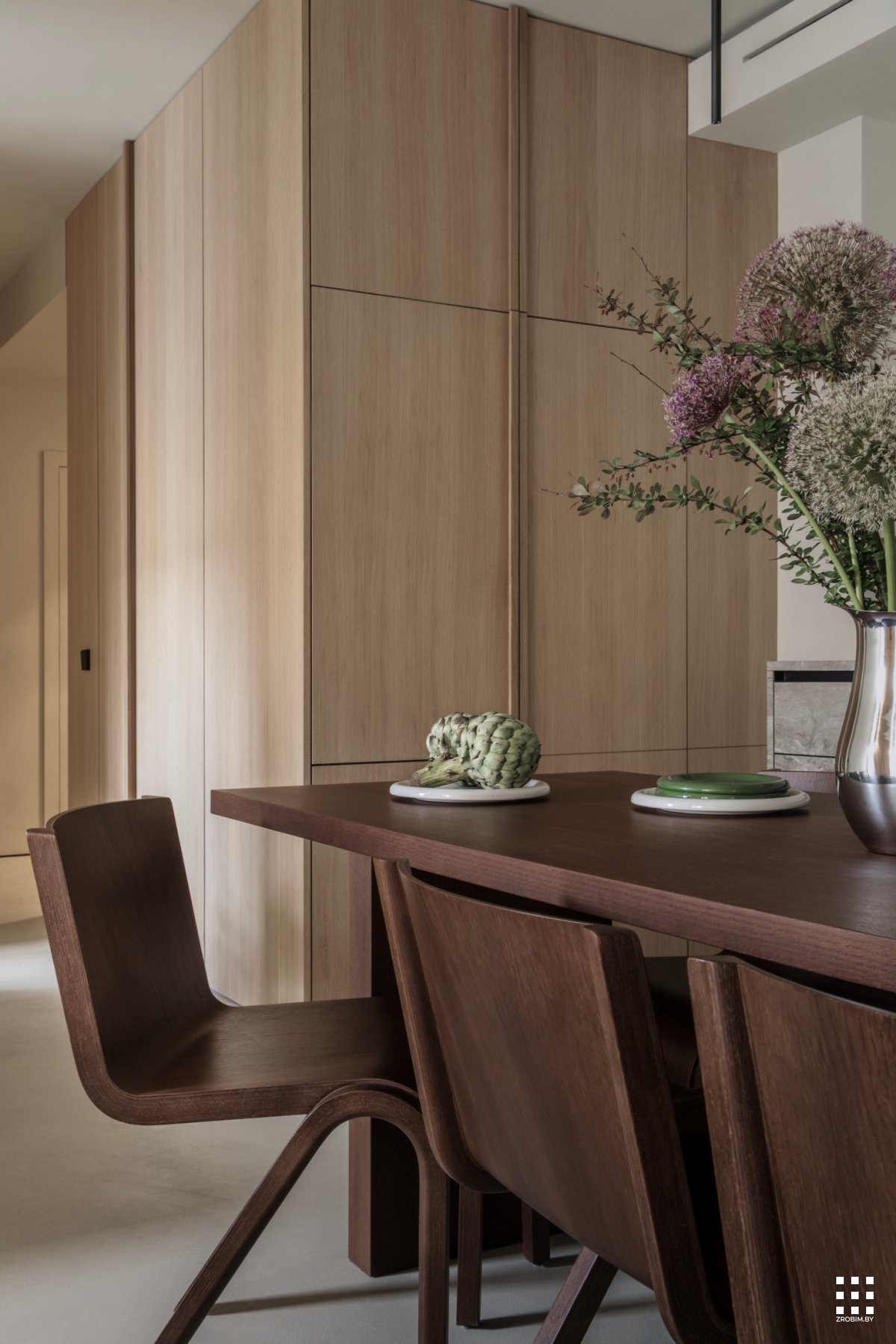 Дизайн квартиры SIMPLICITY APARTMENT от «ZROBIM architects»