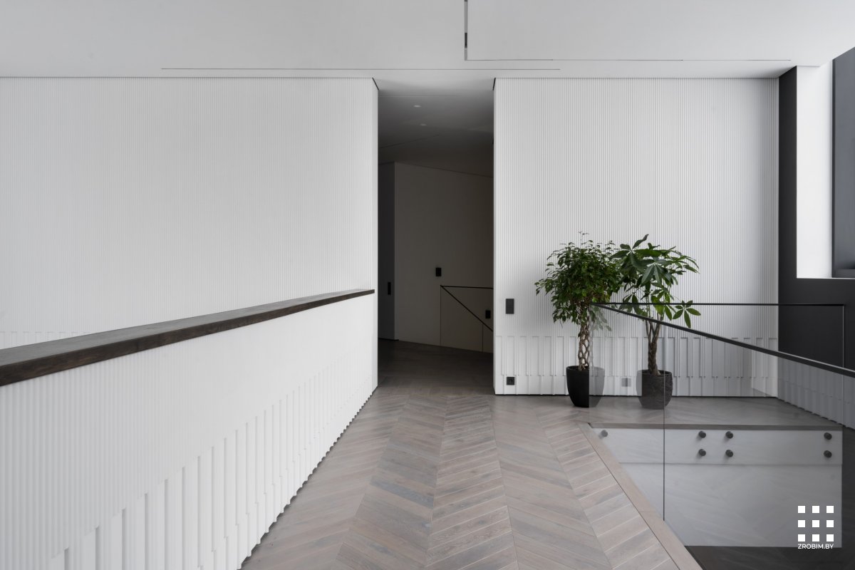 Дизайн дома 2000 RECONSTRUCTION INTERIOR от «ZROBIM architects»