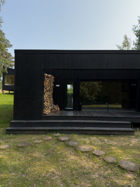 NOMAD HOUSES 