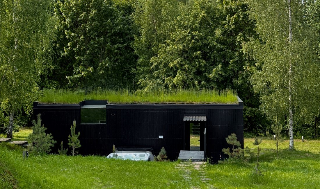 NOMAD HOUSES