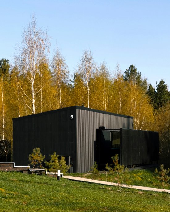 NOMAD HOUSES 